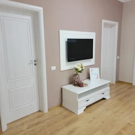 Apartment Arya Vacation House Constanta