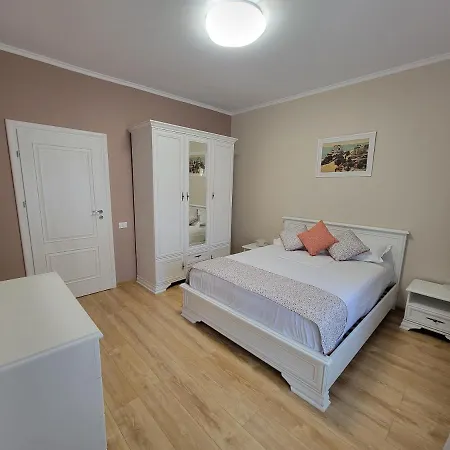 Apartment Arya Vacation House