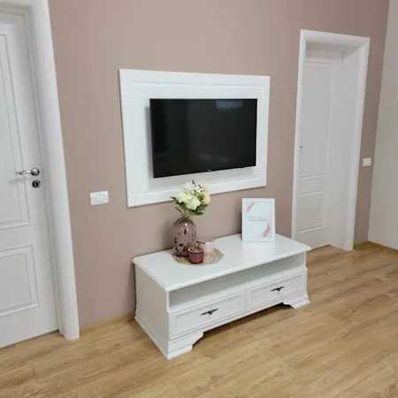 Arya Vacation House Apartment